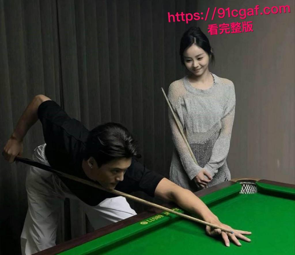 抖音700w粉丝网红 胡楚靓 怒爆男友小袁出轨台球助教 反被粉丝怒斥脚踏两船 聊天记录实锤曝光！-11