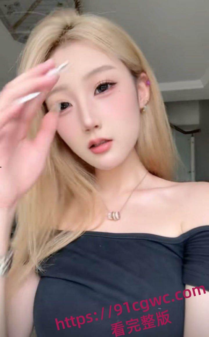 抖音小网红开心小椰子 直播与男友做爱娇喘曝光 坚持一分多钟才封号 榜一大哥定制剧情淫叫入耳太上头！-3