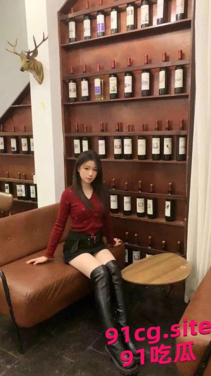 调教广州大学音乐舞蹈学院大二生王应怡性欲初潮-4