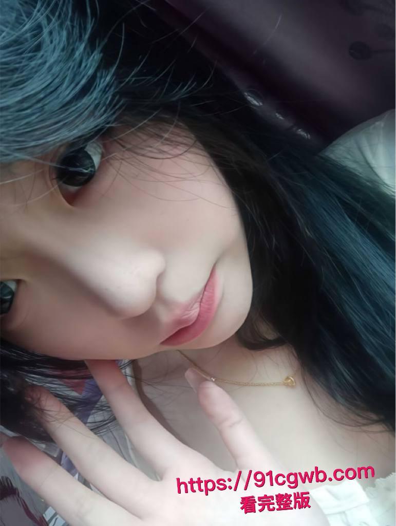 佛山职院孟晓婷清纯变淫荡！水嫩学生妹迫不及待求插，男友第一视角录性爱视频，这逼黑的谁他妈知道多少鸡巴进出过？-9