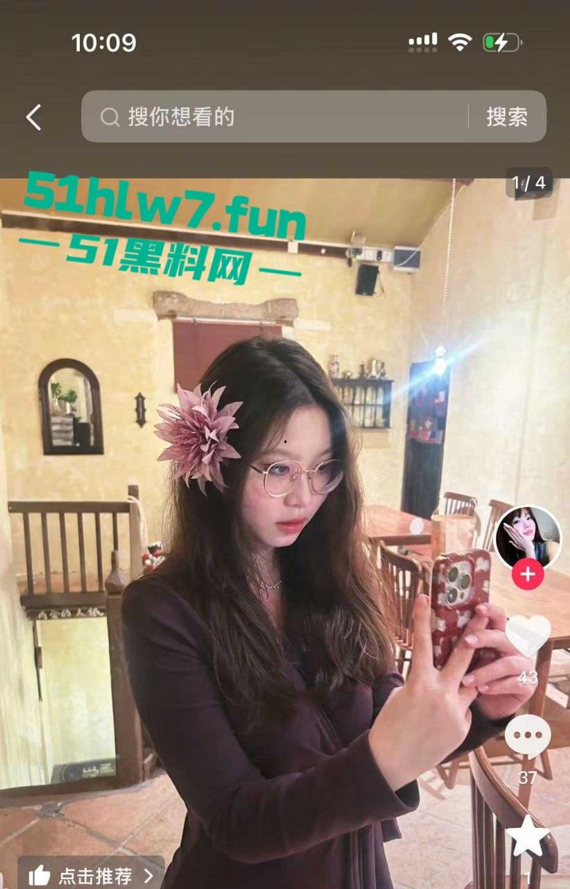 独家曝光！厦门泉州信息工程学院【李倩雯】背着男友偷情约炮，大量不雅照与视频流出。-2