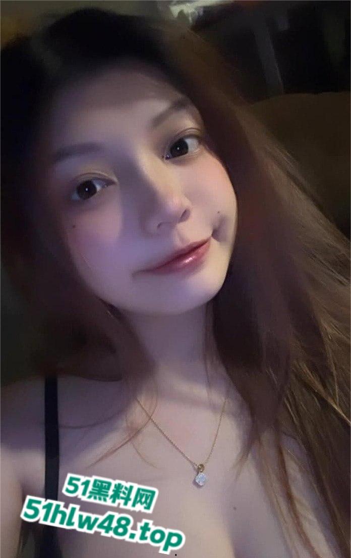 台湾高颜值女神【张宇晴】前男友爆料分手前的性爱视频，大鸡巴操得很爽一直发出淫叫声！-5