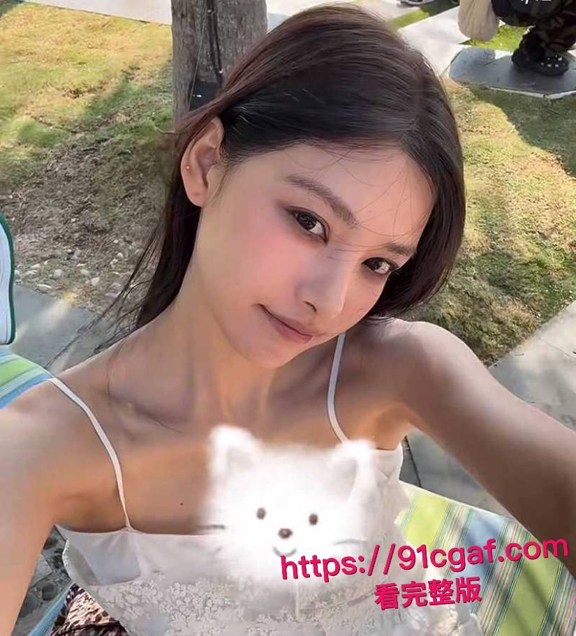 顶流男星黄景瑜性病丑闻炸翻全网 出轨多人与张艺上开房被偷拍前妻王雨馨八年网捶狠撕渣男！-4