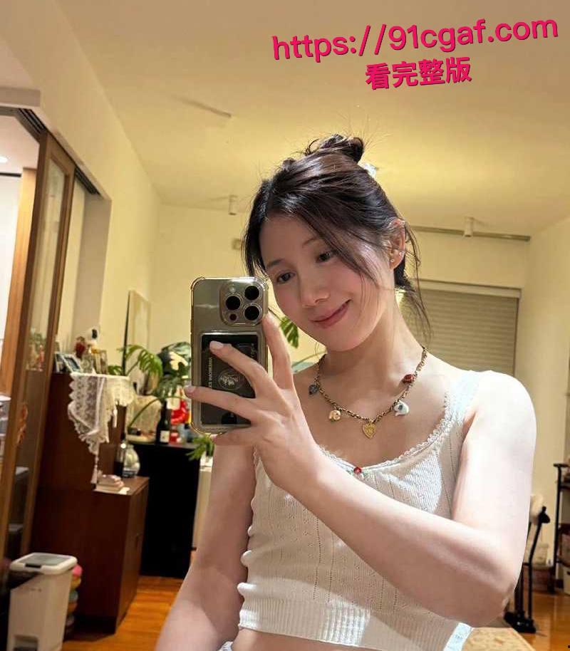 顶流男星黄景瑜性病丑闻炸翻全网 出轨多人与张艺上开房被偷拍前妻王雨馨八年网捶狠撕渣男！-17