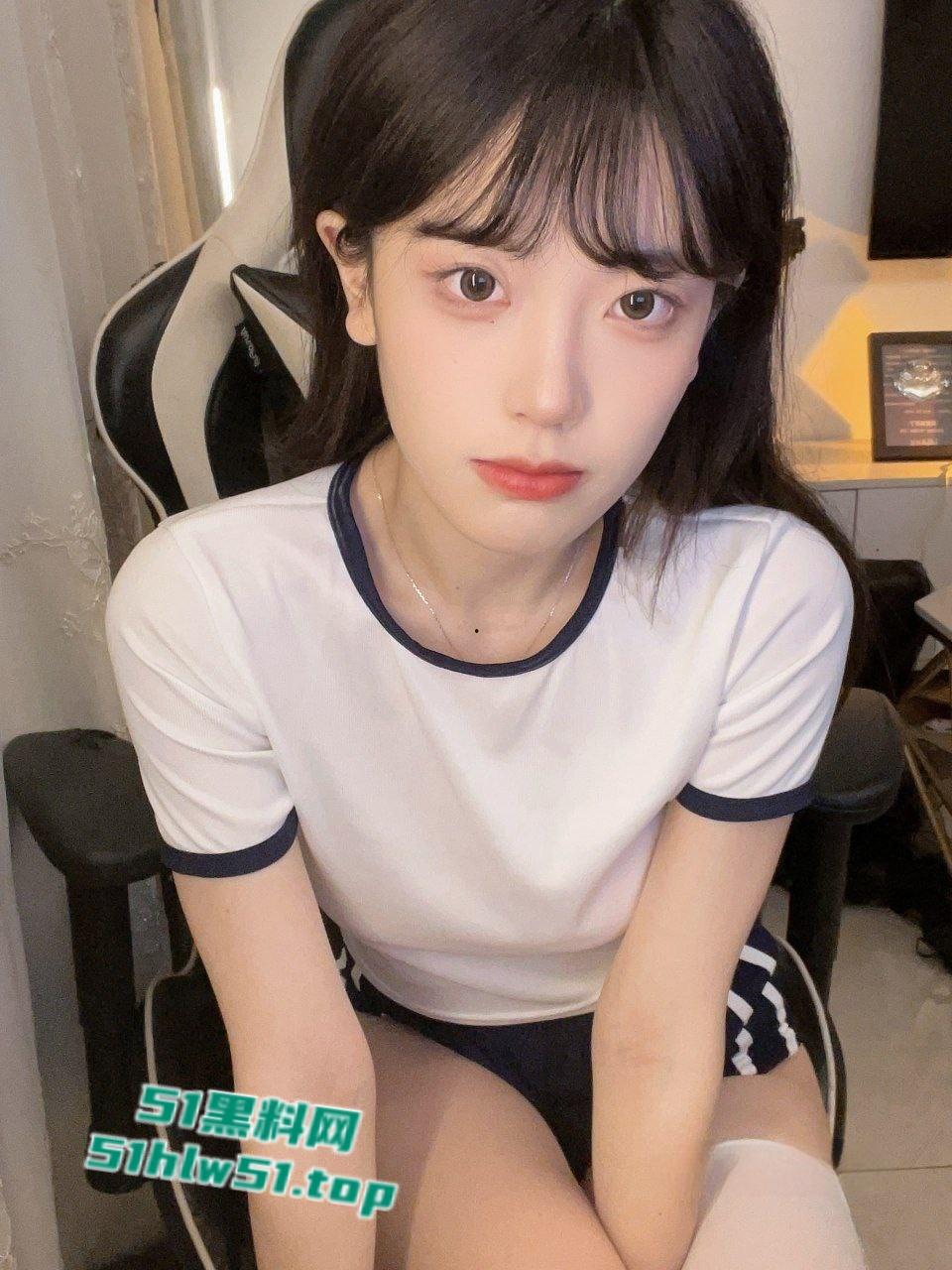 高颜值御姐【香草姐姐】颜值性感尤物，微密圈大尺度视图流出身材一流极度反差！-7