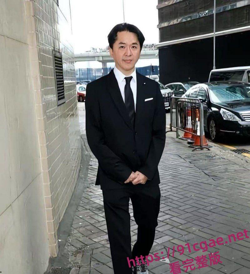 港圈富二代邓兆尊自曝猛料登上热搜 近百名女星对其投怀送抱 自己更是奉旨败家一夫交三友-10