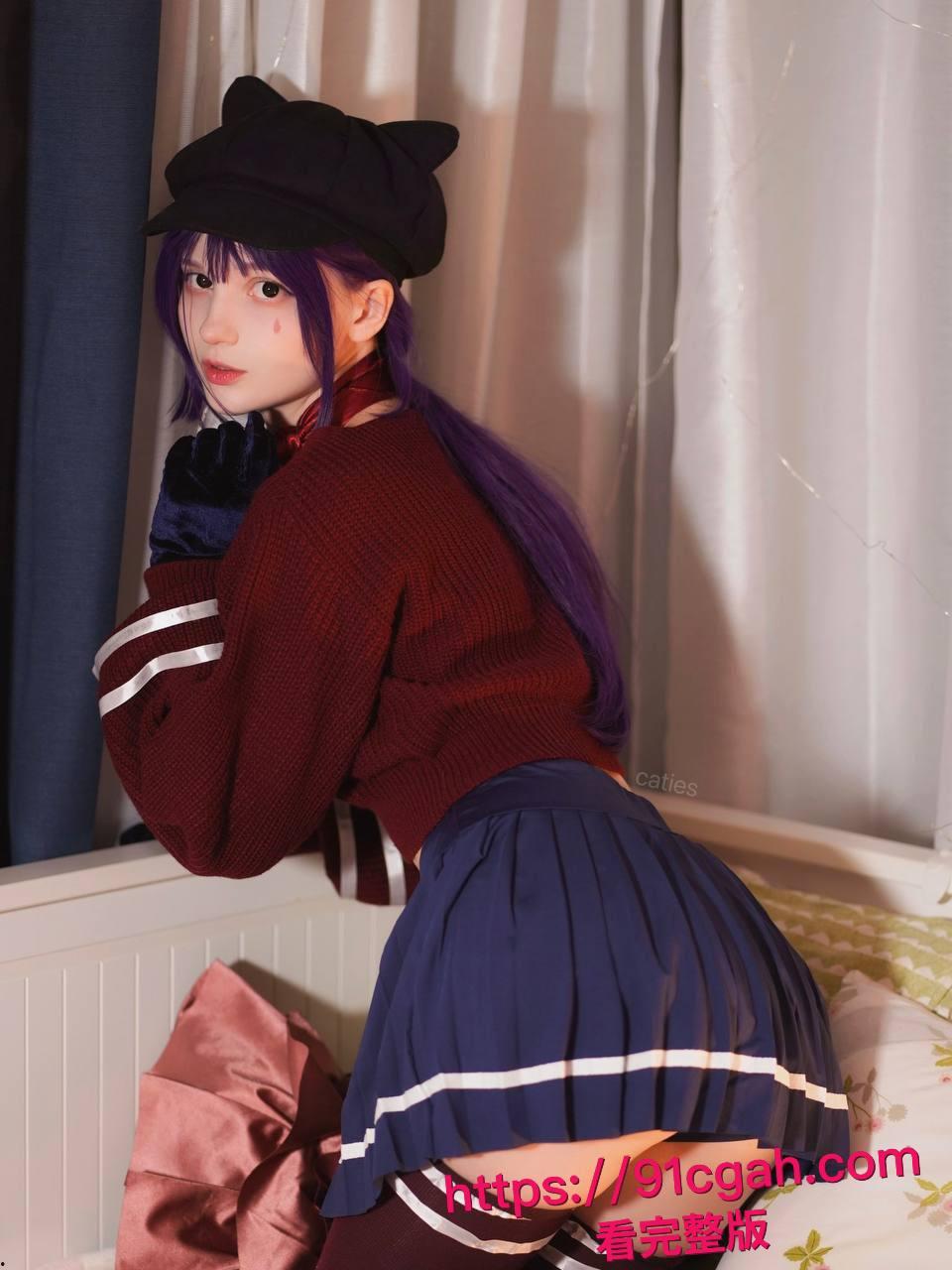 全球首富马斯克儿子与父亲决裂 改名换姓甚至改变性别 变成女儿身后凭借高颜值性感身材在变装秀舞台筹集善款自食其力-5