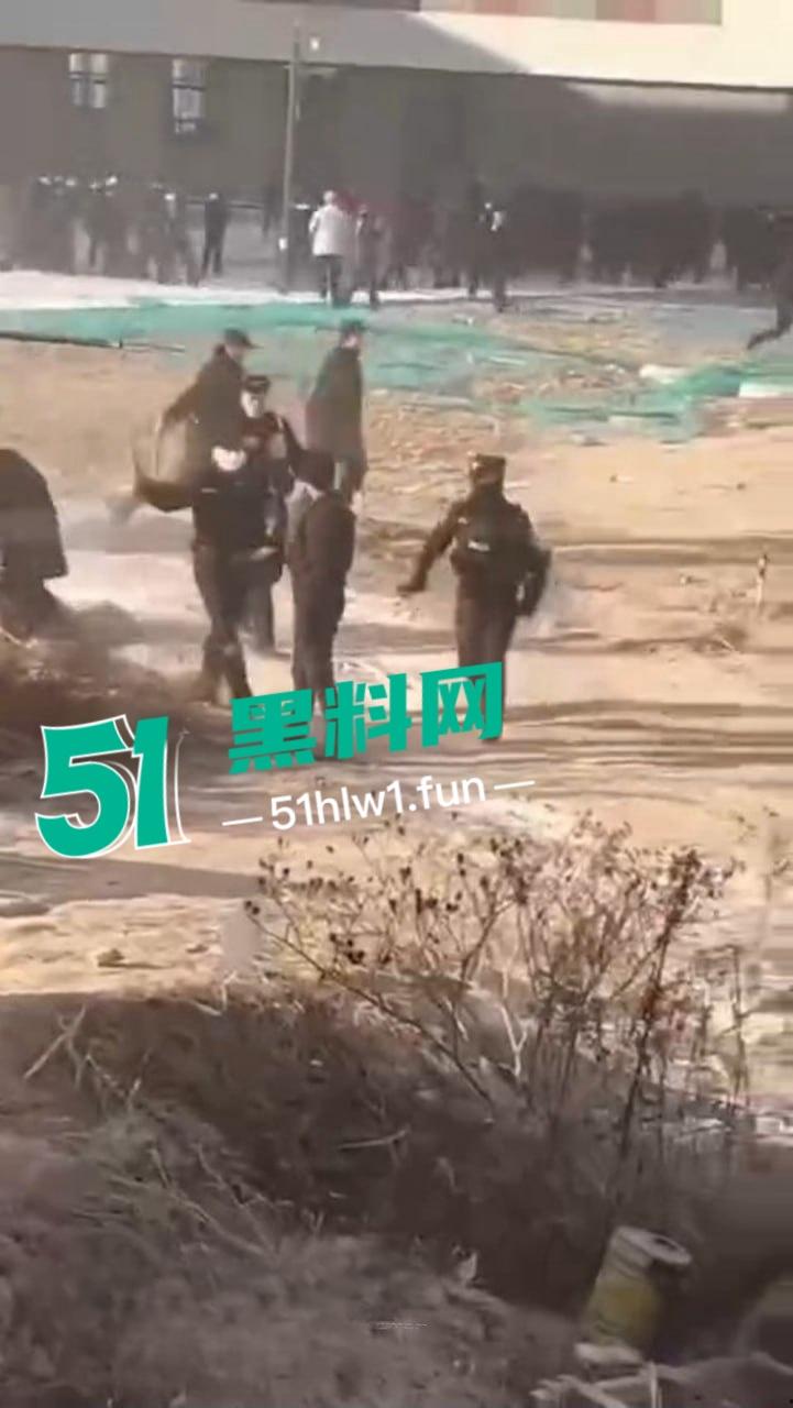 蒲城职校坠亡男生事件发酵，知情人爆料重重疑点，官方表态排除刑案，网友却不买账！-5