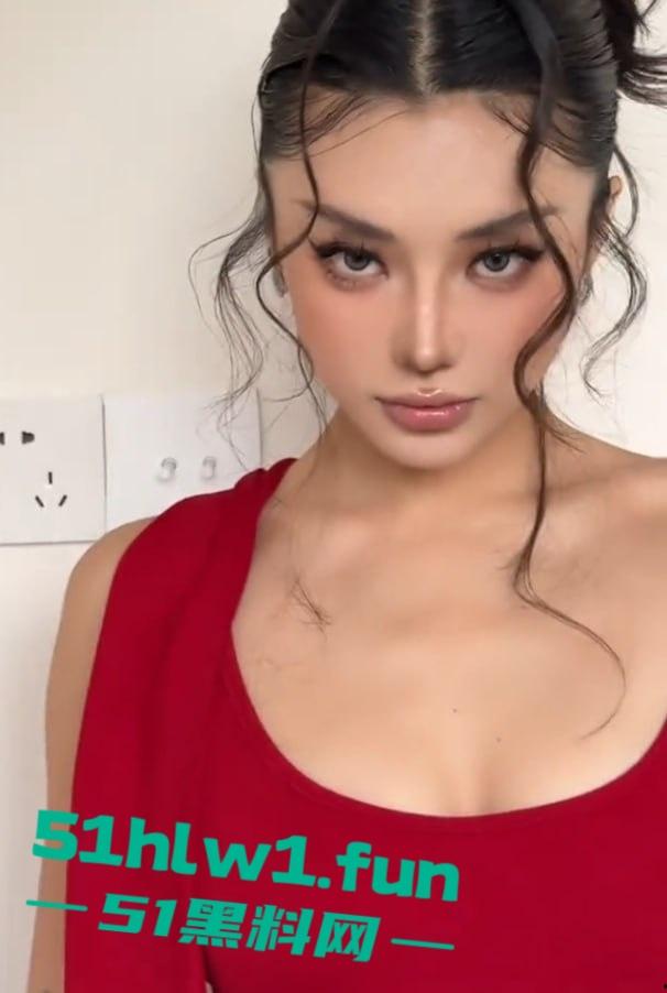 混血网红【EunHa】堕落日记，被金主批穿后直接放飞，骚到明码标价，一对一私密视频看逼验货！-8