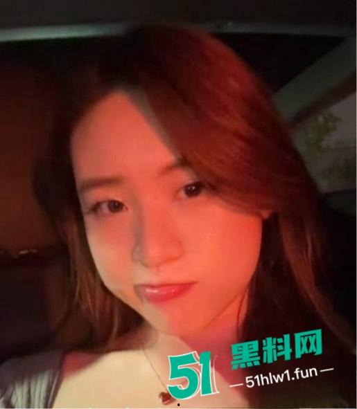 北美留学圈第一骚母狗【陈晞文】露奶露逼勾男同学，沉迷黑人大鸡吧抽插顶到子宫嗷嗷叫！-6