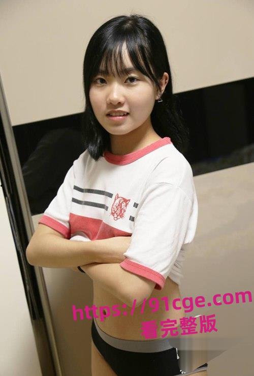 香港呆萌学生妹『陈佳明』被骗酒店拍摄裸体写真！清纯无滤镜极致私密大尺度-3