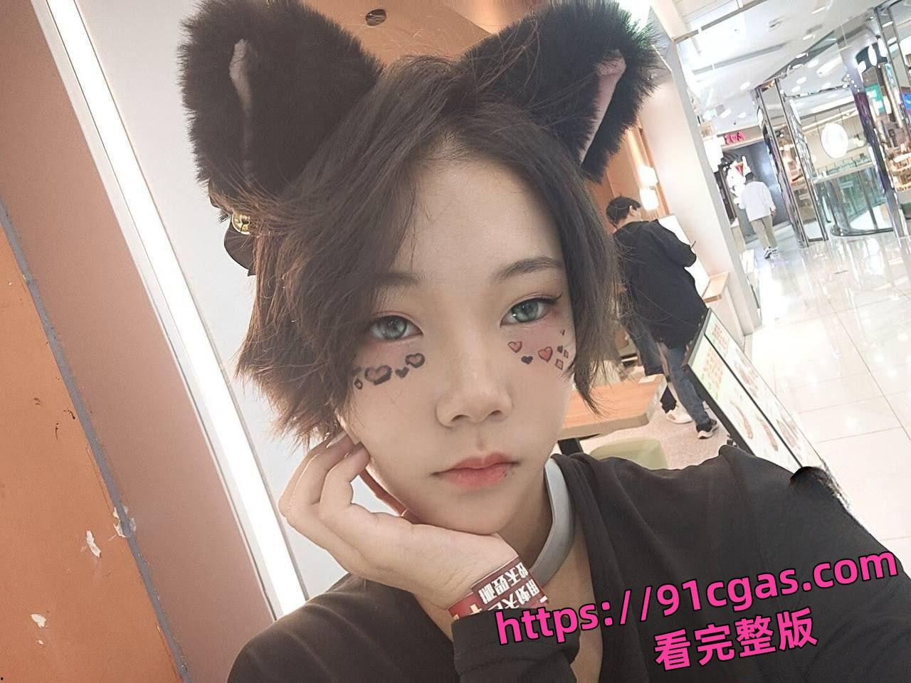 长沙第十一中学高二 黄佳琪 用身体当抵押借贷后无力偿还 被逼拍黄视频抵债！-1