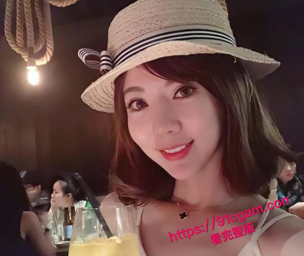 极品人妻 Qbee张比比 出轨有钱情人 宾馆被情人扒光求口交 视频遭外泄-3