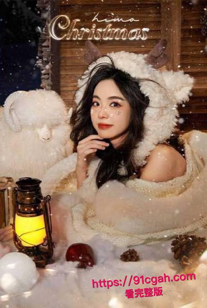 青岛科技大学校花张思研被金主包养玩腻后曝光  深情舔舐金主肉棒  骚穴被各种玩弄调教 淫水狂流不止-6