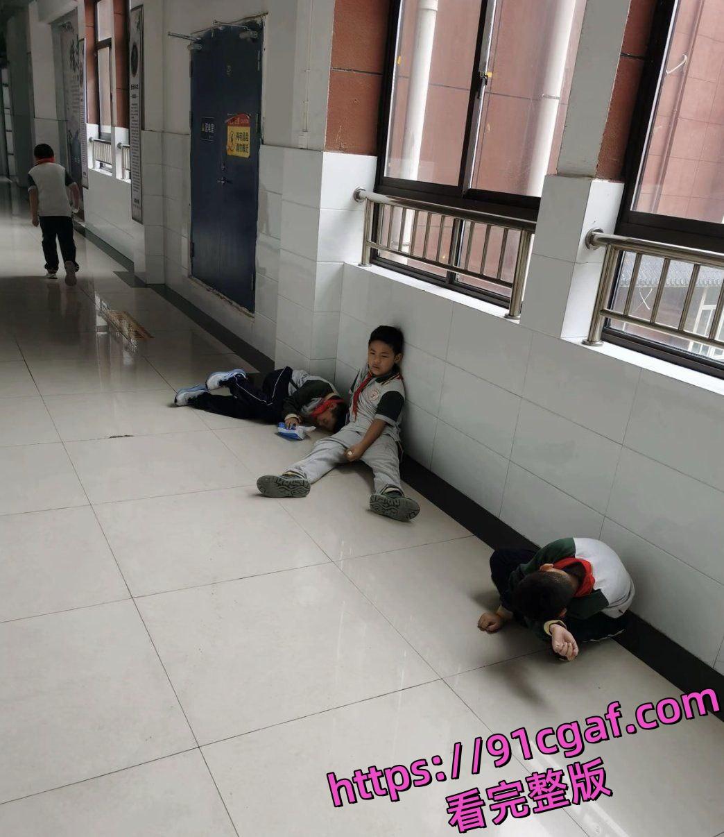 山东济宁兖州育才学校138名学生集体食物中毒 食堂饭菜变毒药 政府成立调查组！-3