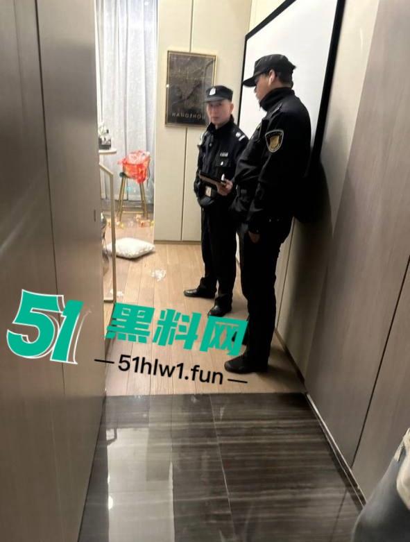 紧急避雷杭州神经女in11 吸毒女耍酒疯神志不清大喊大叫疯狂表演说被强奸报警讹诈1万元。-1