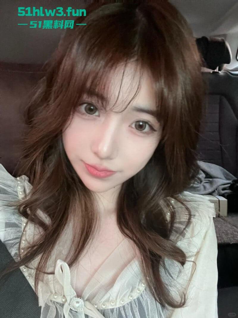 留日学生妹【刘安昕】外网公开卖身陪睡母狗属性被扒，怕父母生气假意报警装乖女。-4