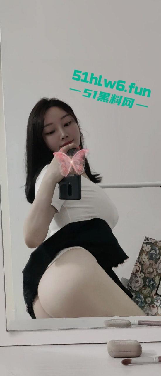 深圳福田反差婊【苗伊娜】高颜值极品身材女神，调教成小母狗户外露出楼道后入私拍流出。-10