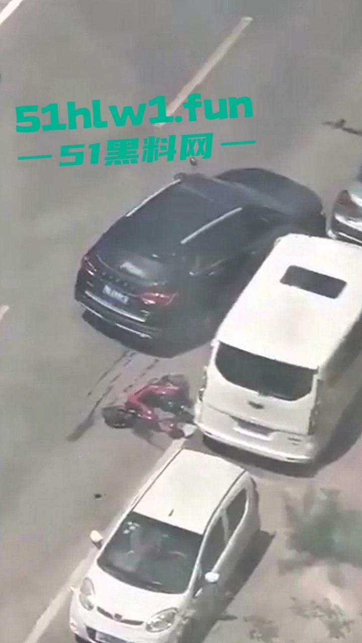 山东东营市变态渣男，开车将妻子撞倒后，反复碾压至其死亡，目前已被警方抓捕，估计是要死刑了！-2