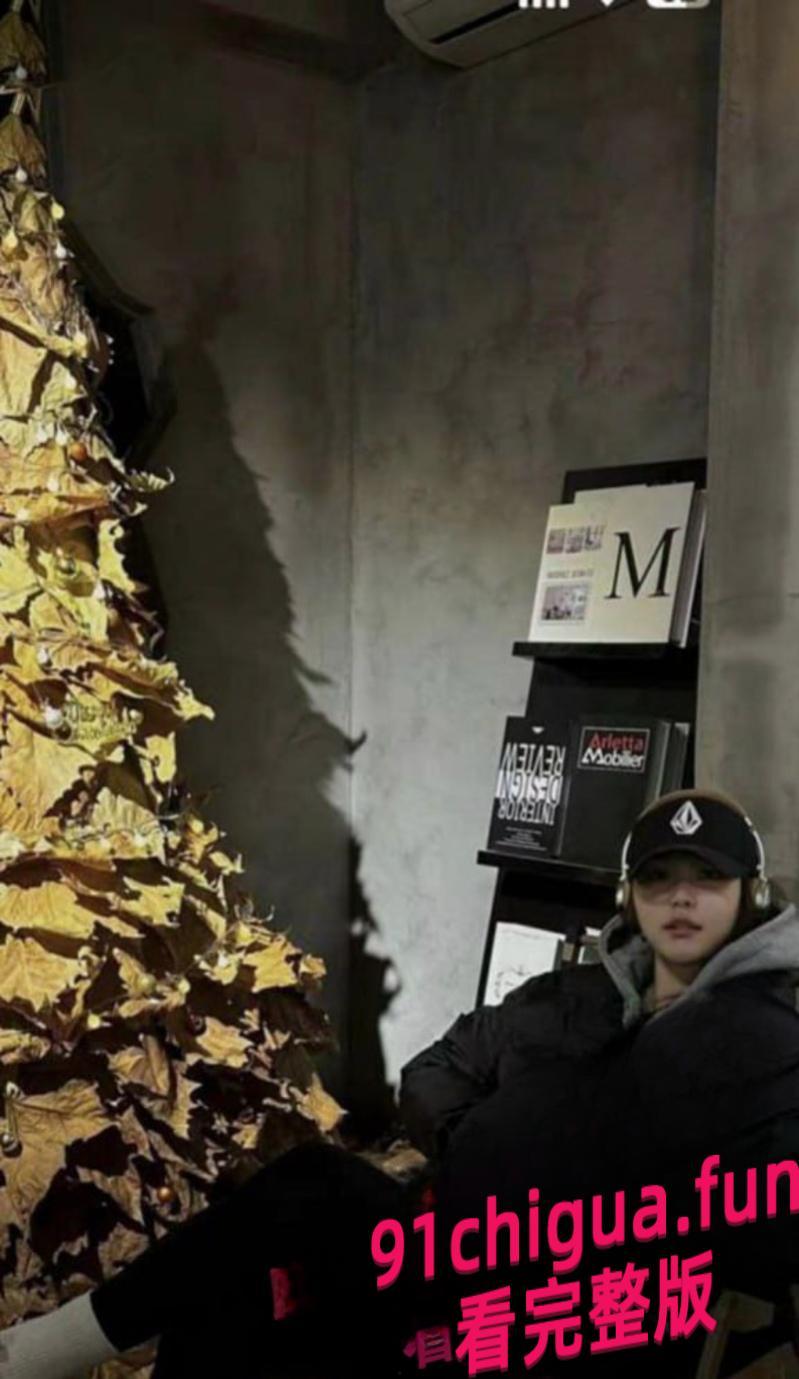 推特博主“一杆钢枪”线下私约阿凡琦！实录多人互动曝光 #推特#群P#淫乱-2