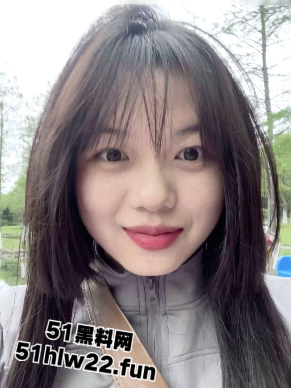 贵州黔西骚妇【曾琪涵】颜值清纯性感母狗，装未婚少女网上约炮还下海做妓女被老公发现后将其曝光。-11