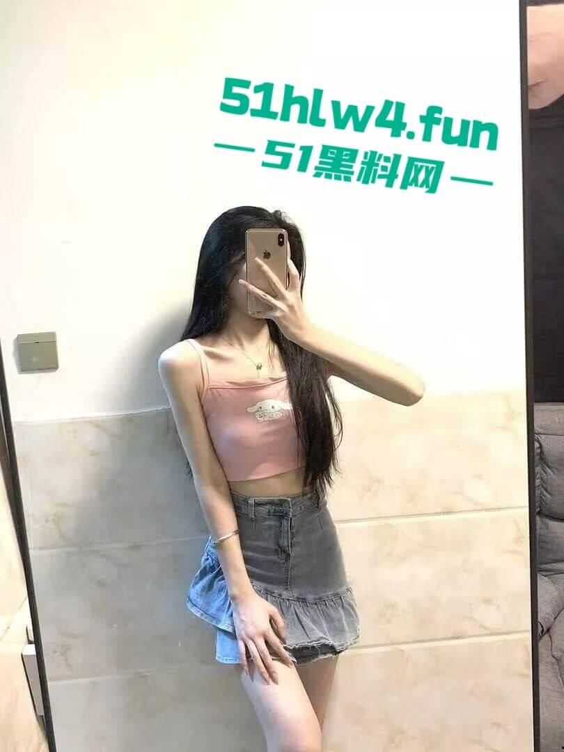 福建福清宏路【苏伊慧】身材极品的性感少妇，蜂腰长腿翘臀饱满诱人背着老公出轨偷情被曝光。-10